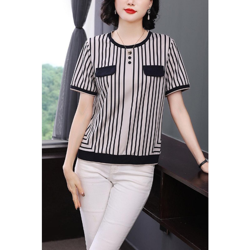 Kaos Wanita Bergaris Bahan Sut - Silk Blouse Button ulasan dan harga
